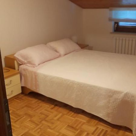 Apartment Maras Πόρετς Εξωτερικό φωτογραφία
