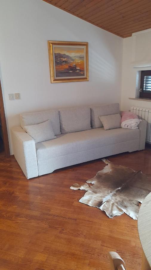 Apartment Maras Πόρετς Εξωτερικό φωτογραφία
