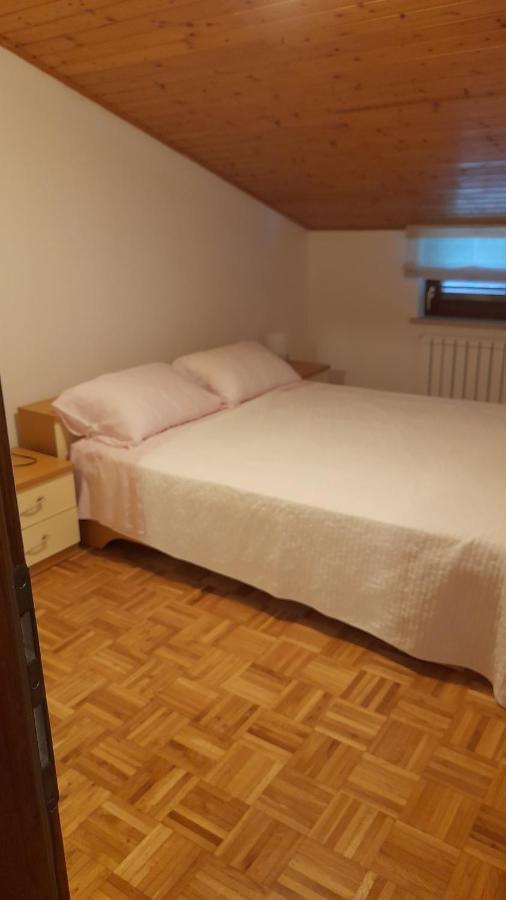 Apartment Maras Πόρετς Εξωτερικό φωτογραφία