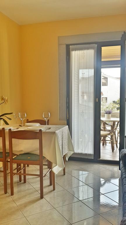 Apartment Maras Πόρετς Εξωτερικό φωτογραφία