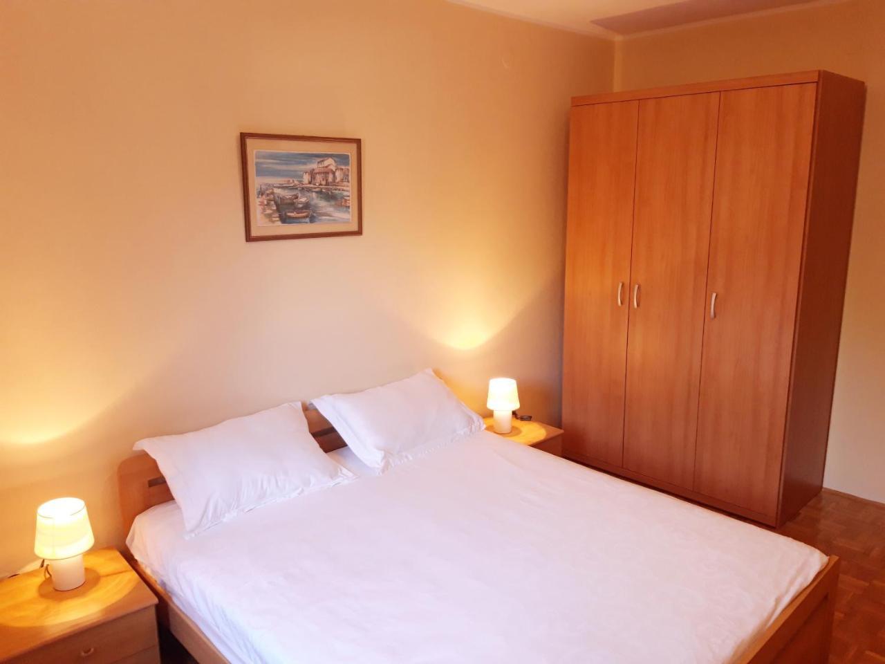 Apartment Maras Πόρετς Εξωτερικό φωτογραφία